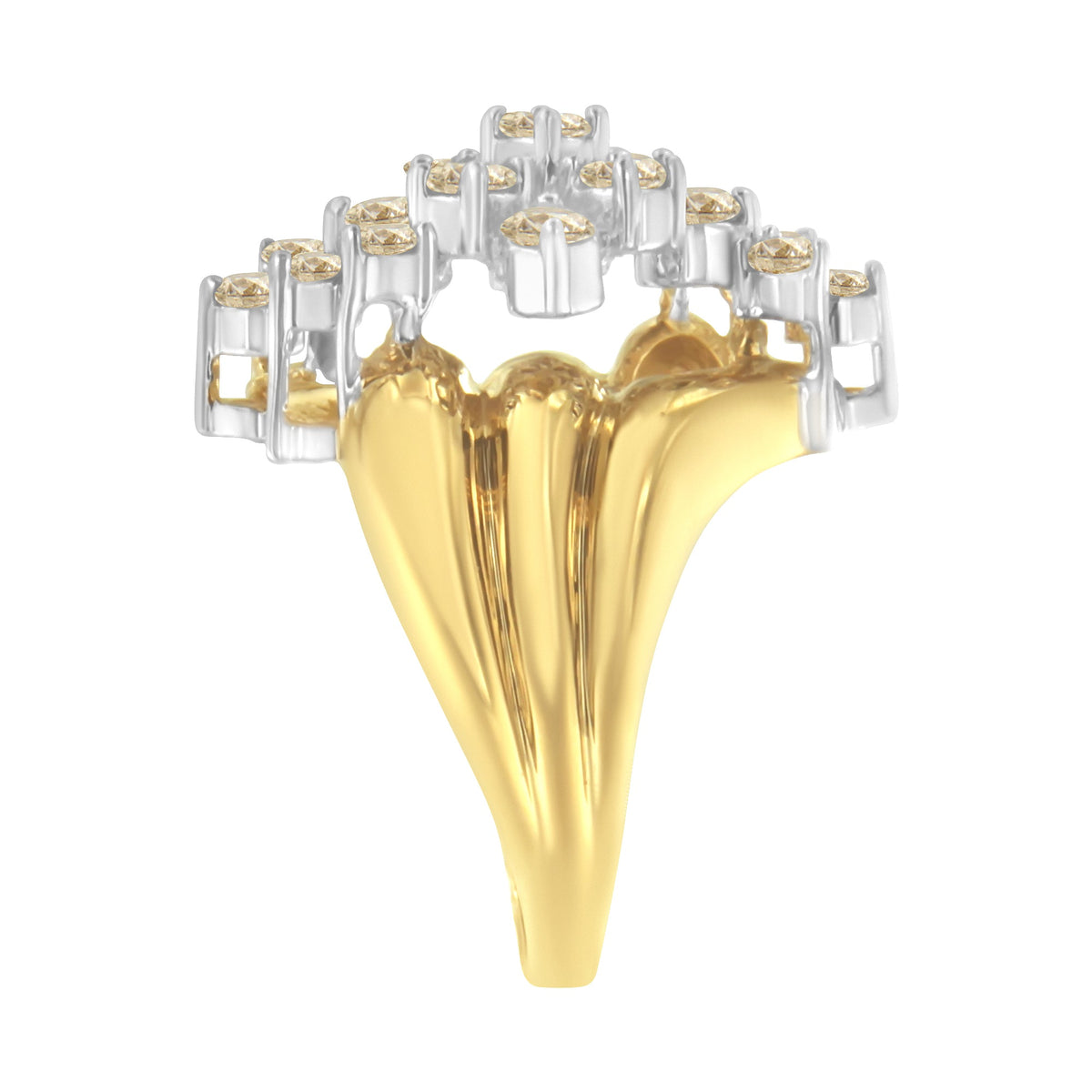 Bague cocktail en or jaune 10 carats avec grappe de diamants de 1,5 carat sertie sur un corps fuselé (couleur I-J, pureté I1-I2) - Taille 7