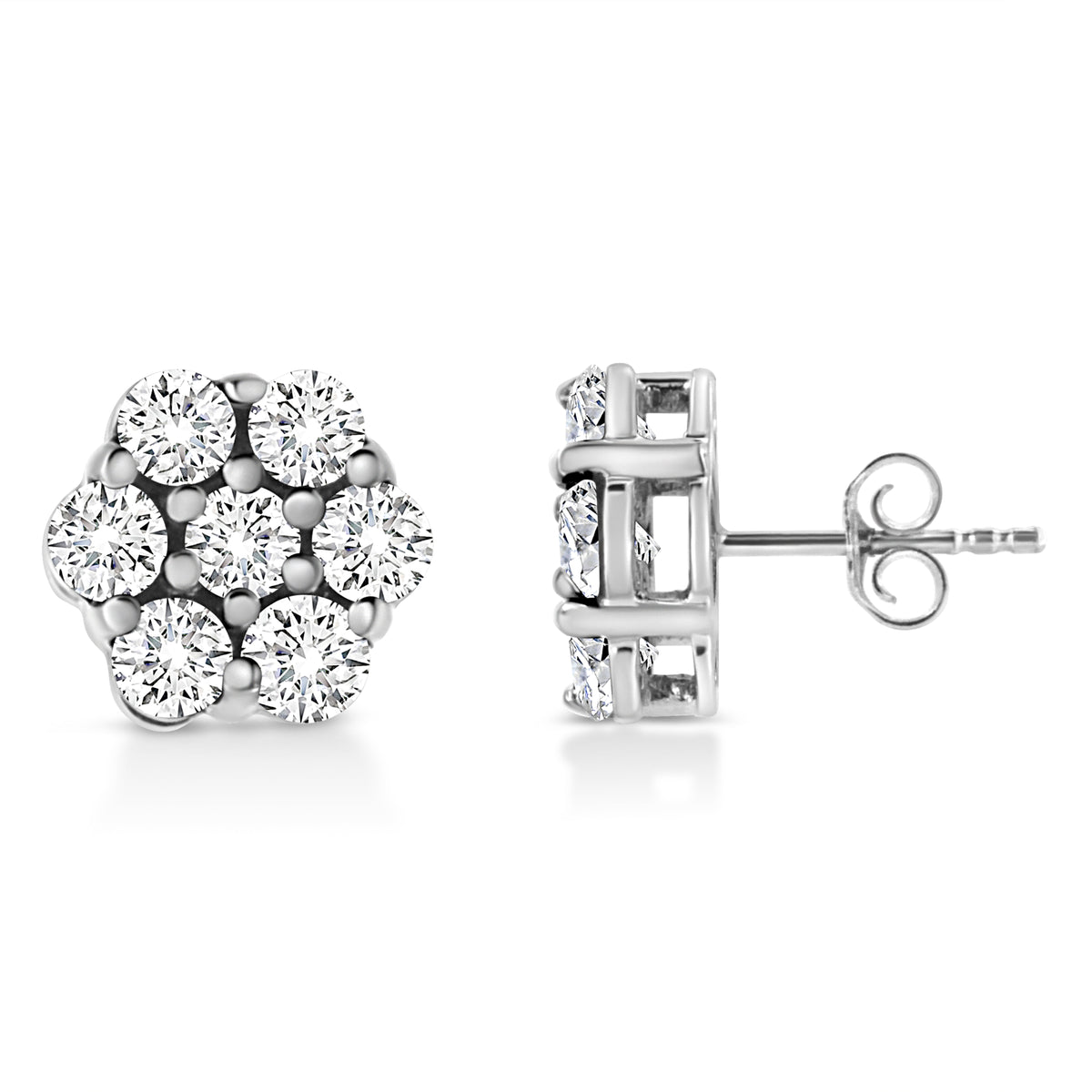 Boucles d'oreilles clous en forme de fleur en or blanc 14 carats, diamants ronds sertis à griffes 0,5 carat total (couleur H-I, pureté I1-I2)