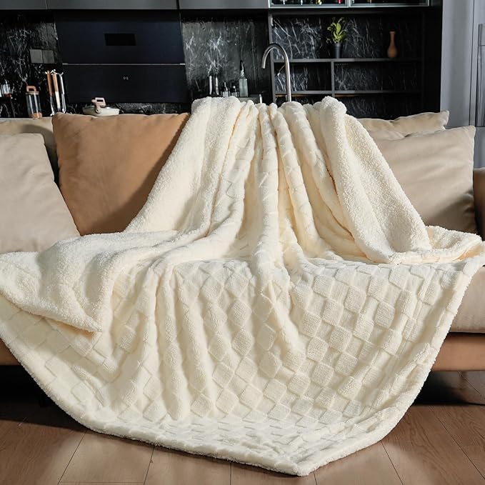 Pawque Super Soft Cozy Throw Blanket King Size for Couch Bed, Fluffy Sherpa Fleece Reversible Thick Warm Fuzzy Blanket for All-Season, 3D Checkered Jacquard Decorative Blankets, Cream White, 108"x90"