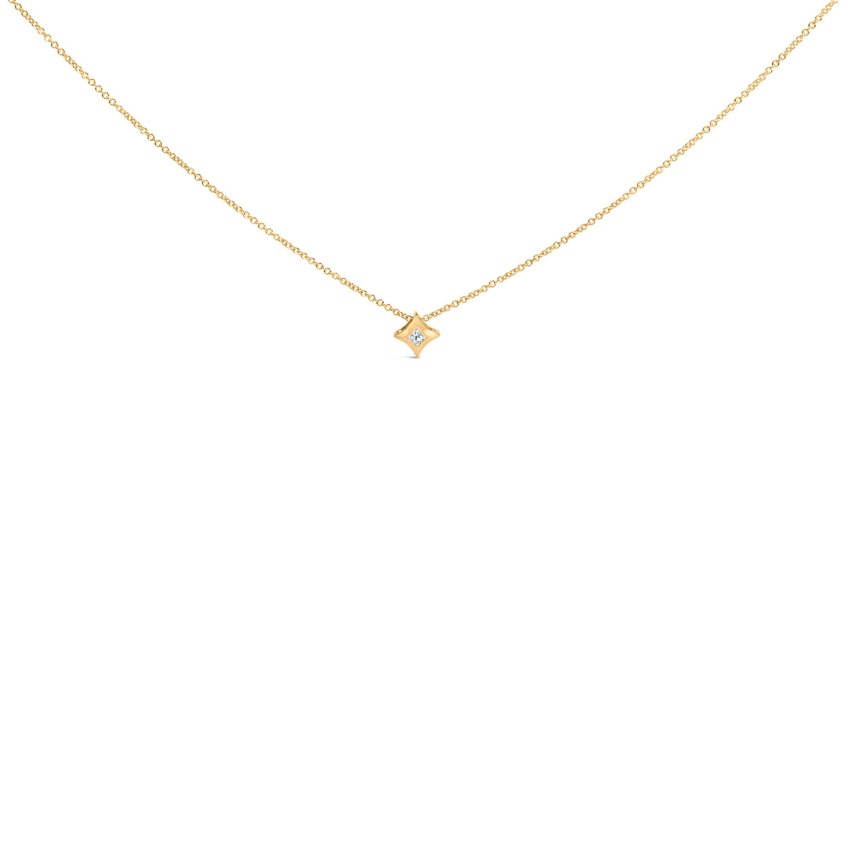 10K White Gold 1/10 Cttw Bezel Set Solitaire Princess Cut Diamond Kite Shaped Pendent Necklace - 18" Inches