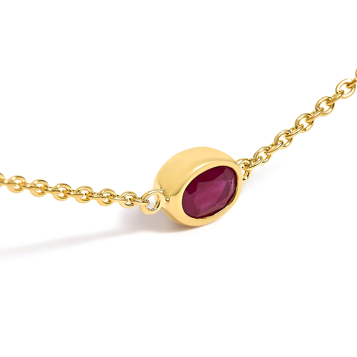 Collier en or jaune 14 carats avec rubis rouge ovale 4x3 mm serti clos - 45 cm