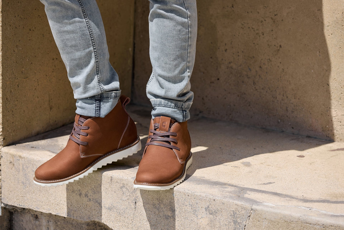 CALTO - J2193 - 2.6 Inches Taller (Brown/White Sole) - Nubuck Chukka Boots