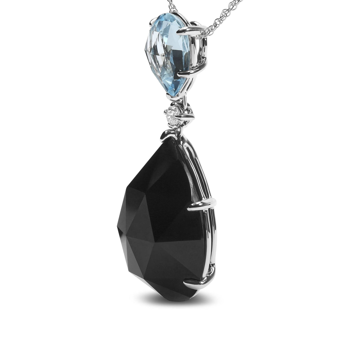 Collier Pendentif 18" Or Blanc 18K avec Accents Diamant et Topaze Bleue Ciel Taille Poire et Onyx Noir Taille Poire (Couleur G-H, Clarté SI1-SI2)