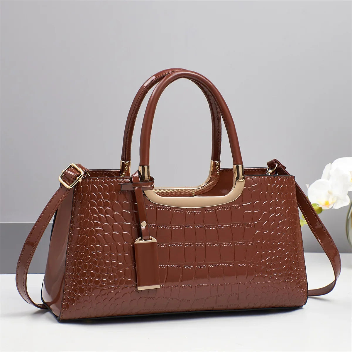 Fashion and Western Style Women's Shoulder Bag Matching Color Portable Women's Bag Bags for Women New Luxury Handbags