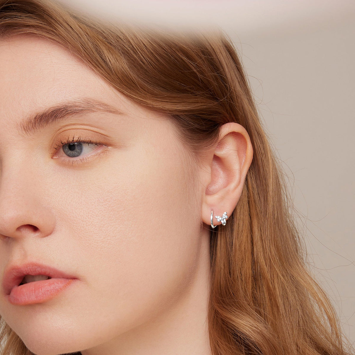 Boucles d'oreilles en argent sterling 925 avec oxyde de zirconium serti pavé