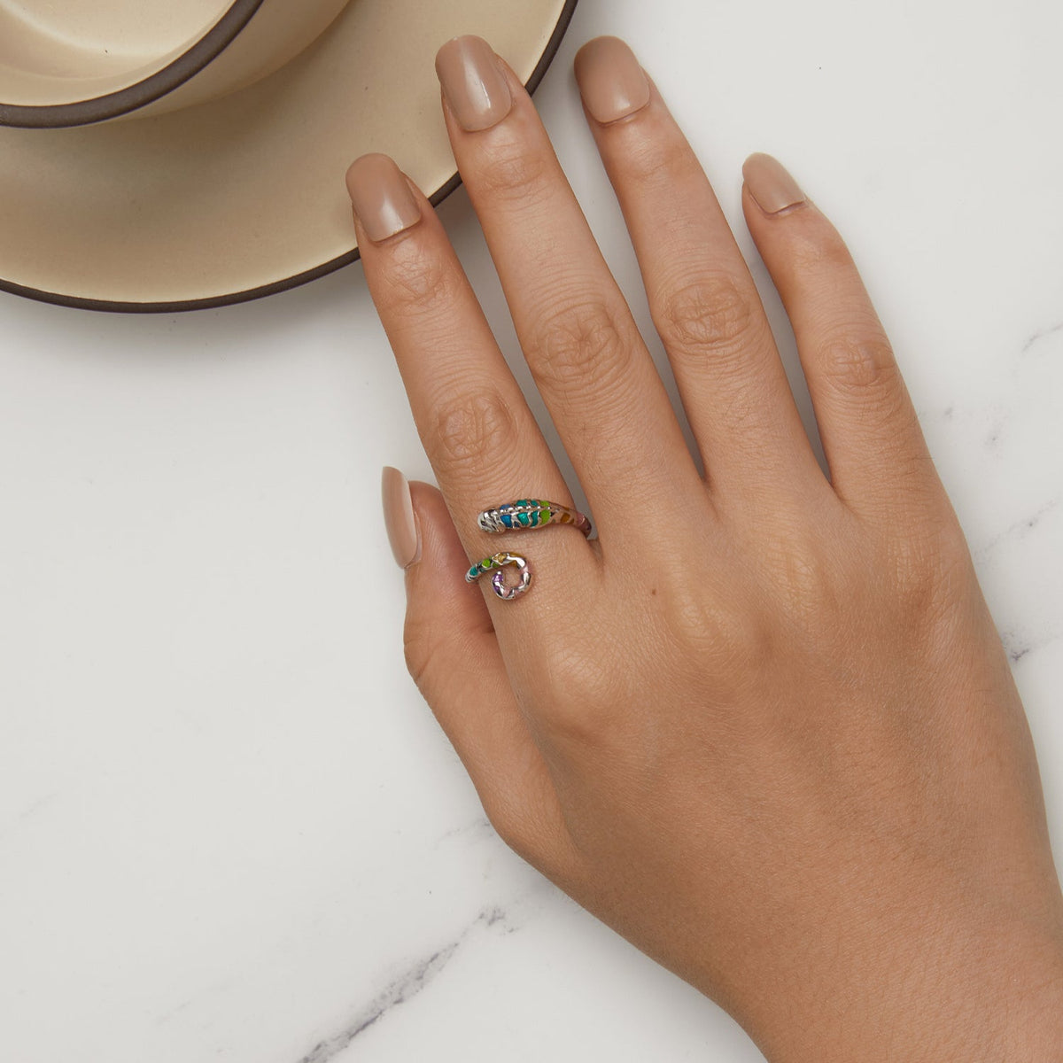 Bague pour femme en argent sterling 925 avec émail, processus de pavage et oxyde de zirconium