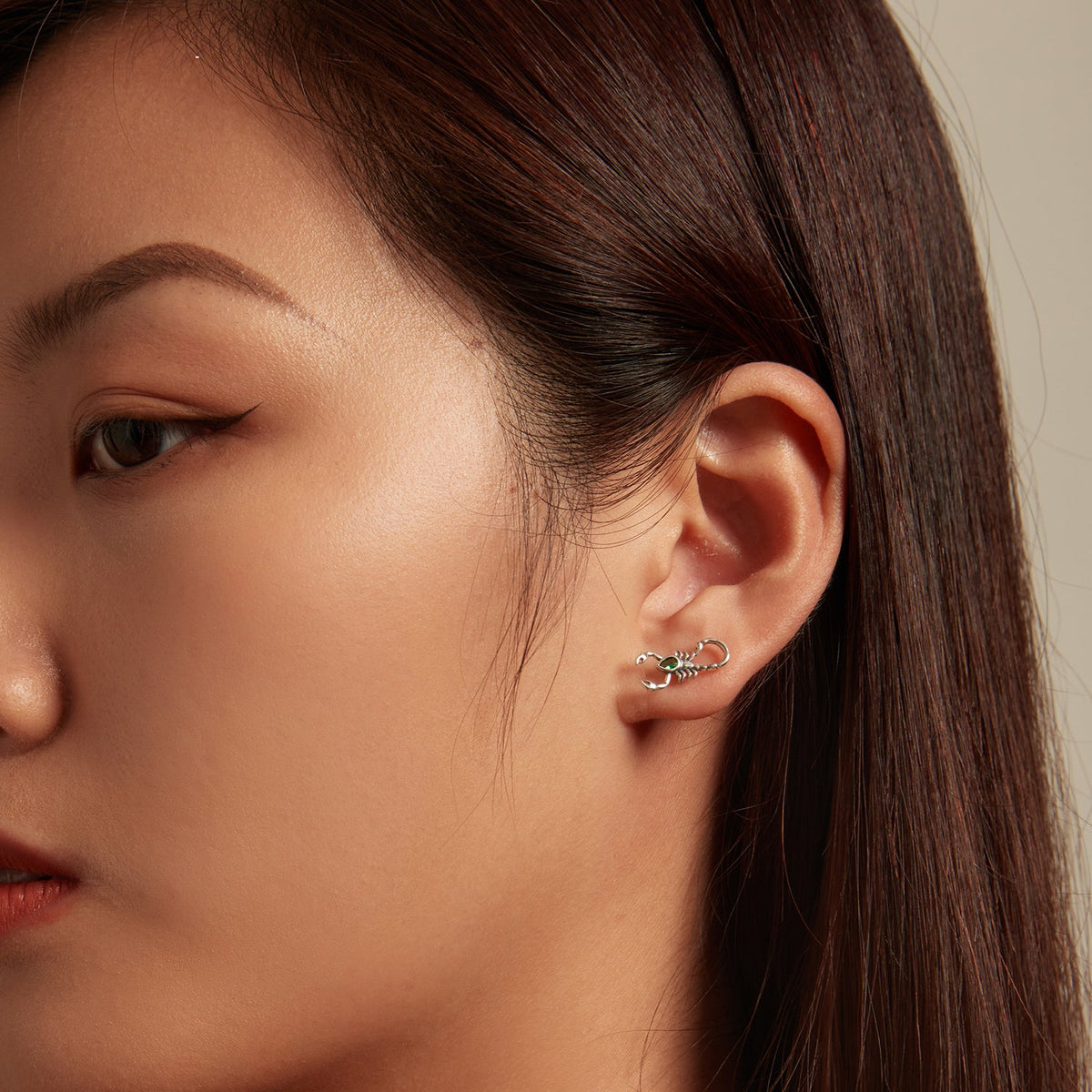 Boucles d'oreilles en argent sterling 925 avec pavé de zircones cubiques et finition oxydée pour femmes