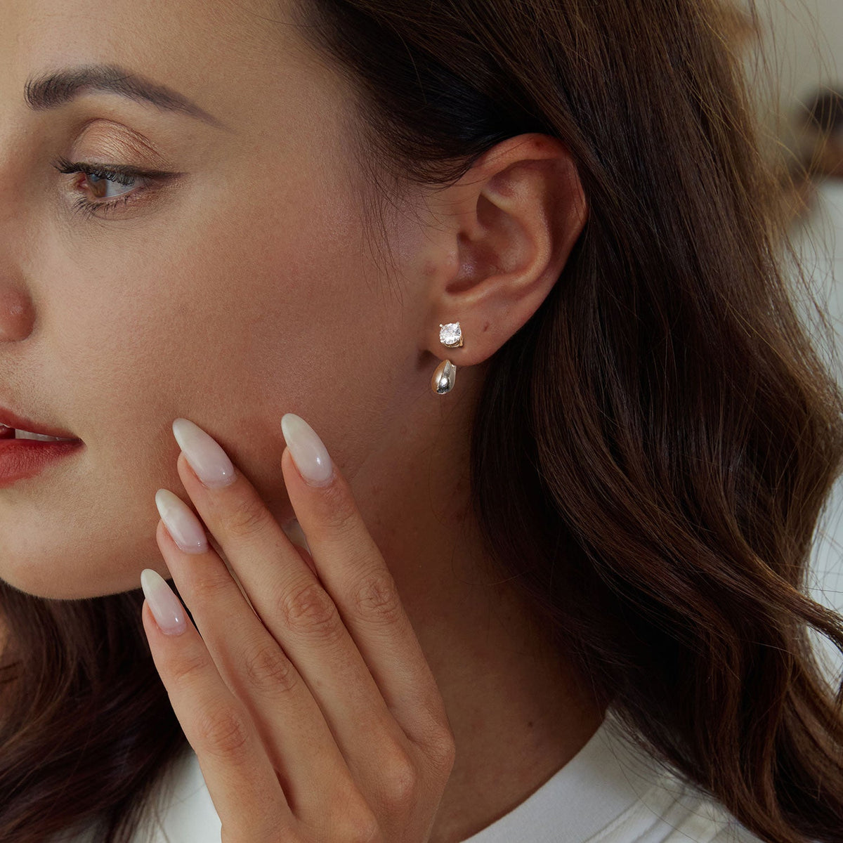 Boucles d'oreilles en argent sterling 925 plaqué or blanc avec oxydes de zirconium sertis pavé