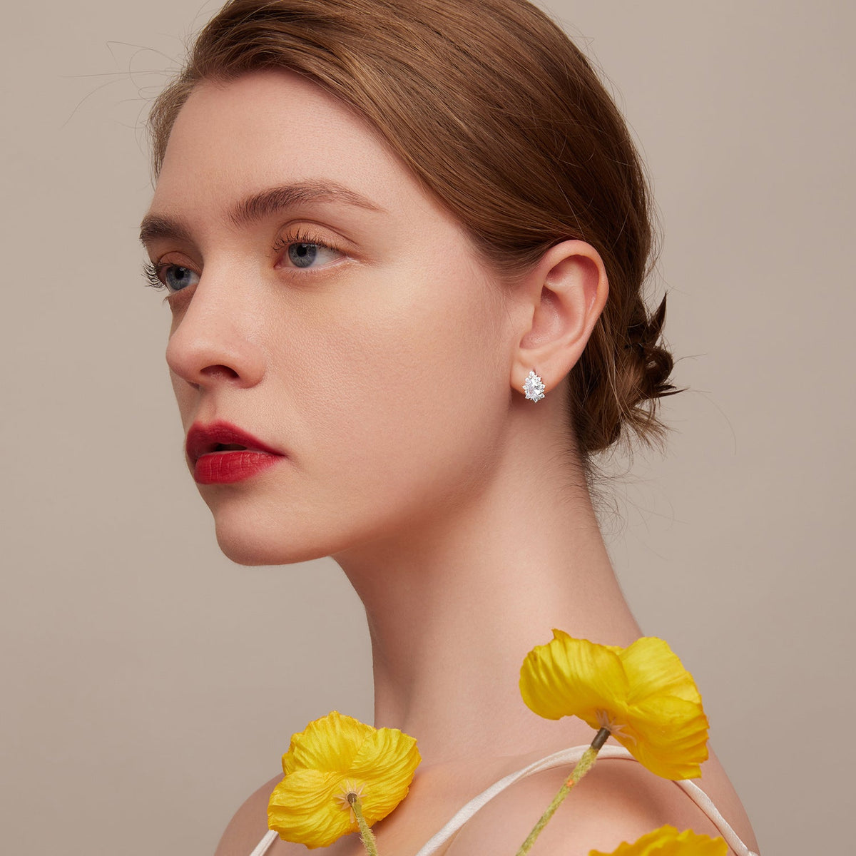 Boucles d'oreilles en argent sterling 925 plaqué platine avec pavé de zircone cubique