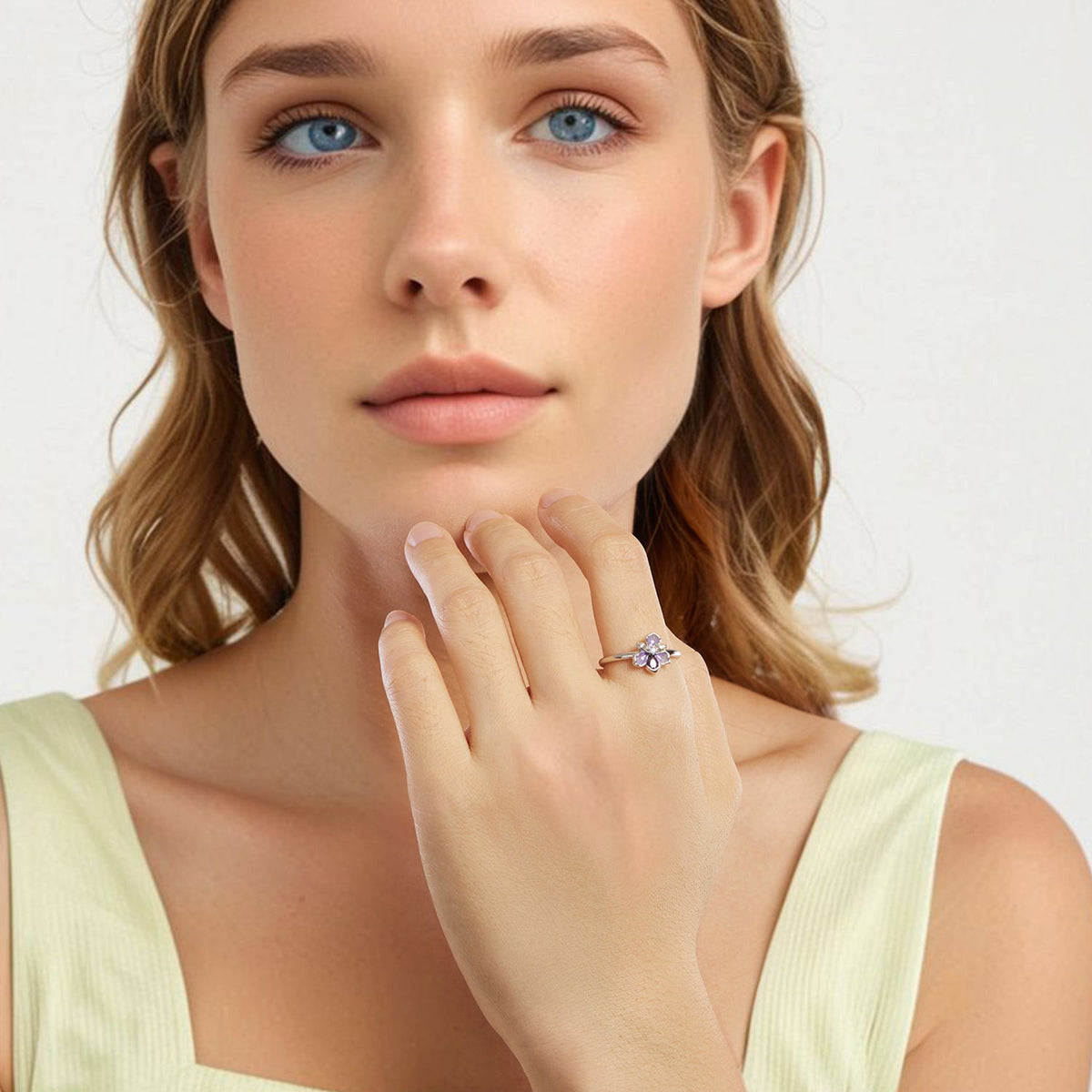 Bague pendentif en opale nano plaqué or blanc avec pavé de zirconiums cubiques en émail en argent sterling 925
