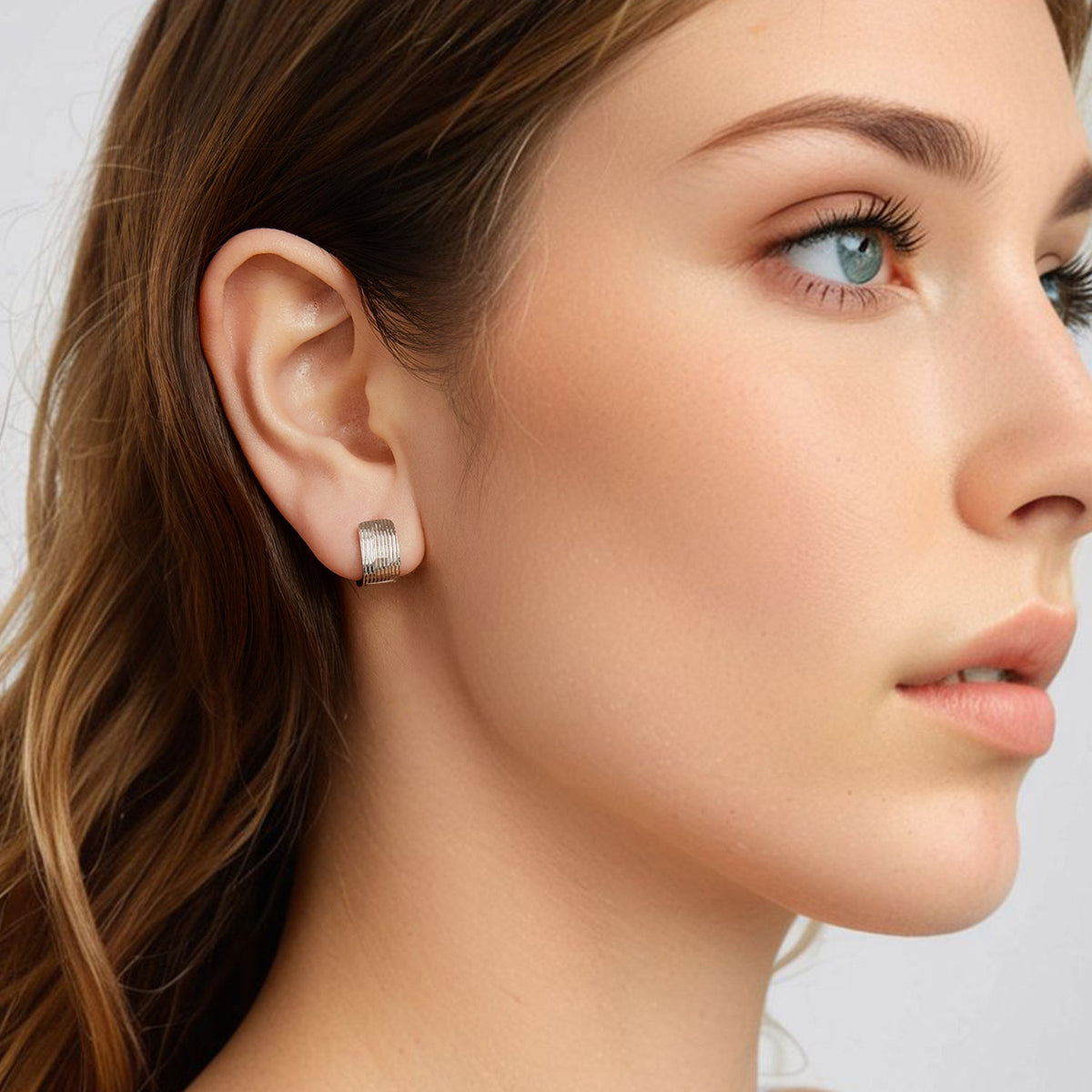 Boucles d'oreilles en argent sterling 925 plaqué or blanc pour femme - 1,1 cm x 0,7 cm