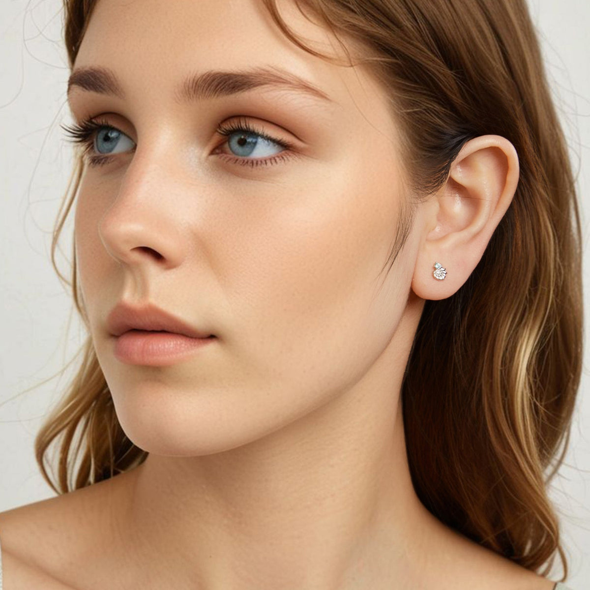 Boucles d'oreilles en argent sterling 925 avec verre transparent et placage en or blanc pour femme