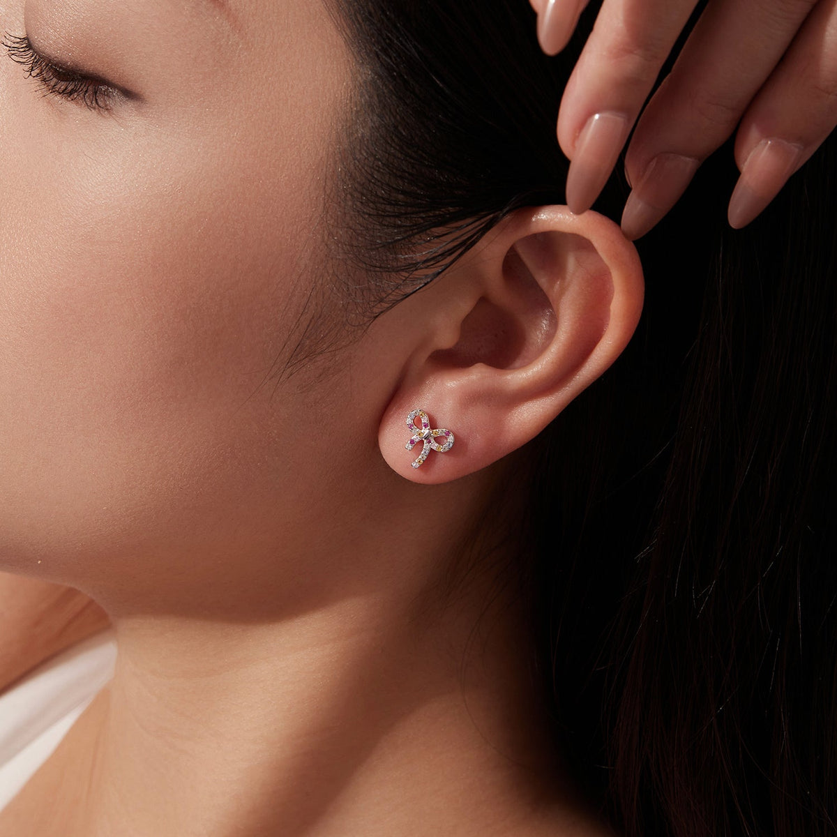 Boucles d'oreilles CZ serties pavé en argent sterling 925 plaqué or blanc de 1,0 cm pour femmes