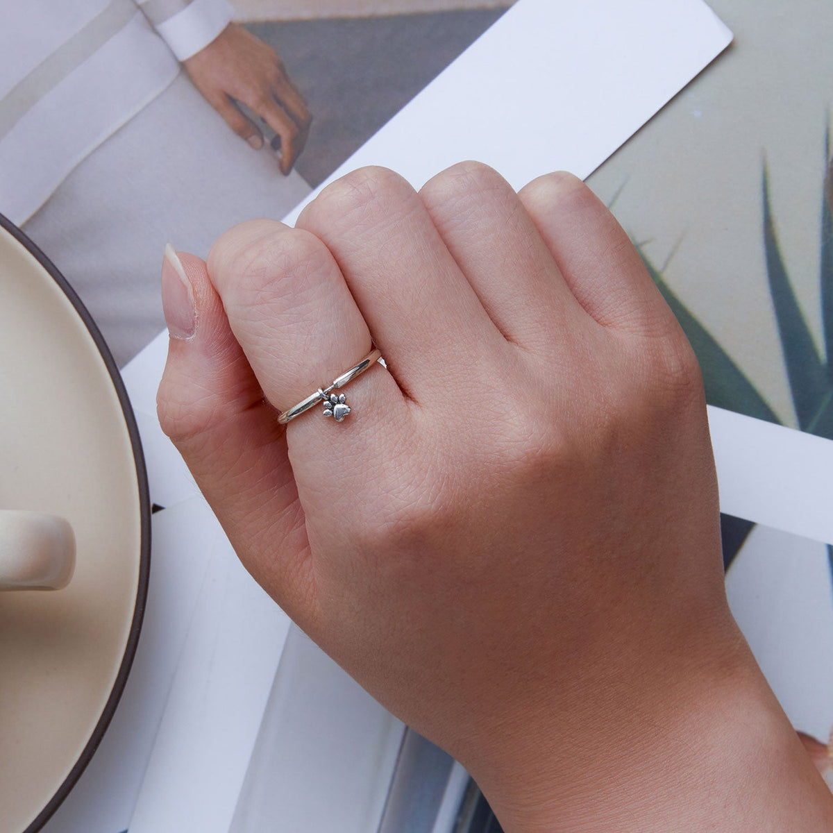 Bague en argent sterling 925 oxydé avec empreinte de patte ronde, taille 6.0 pour femmes