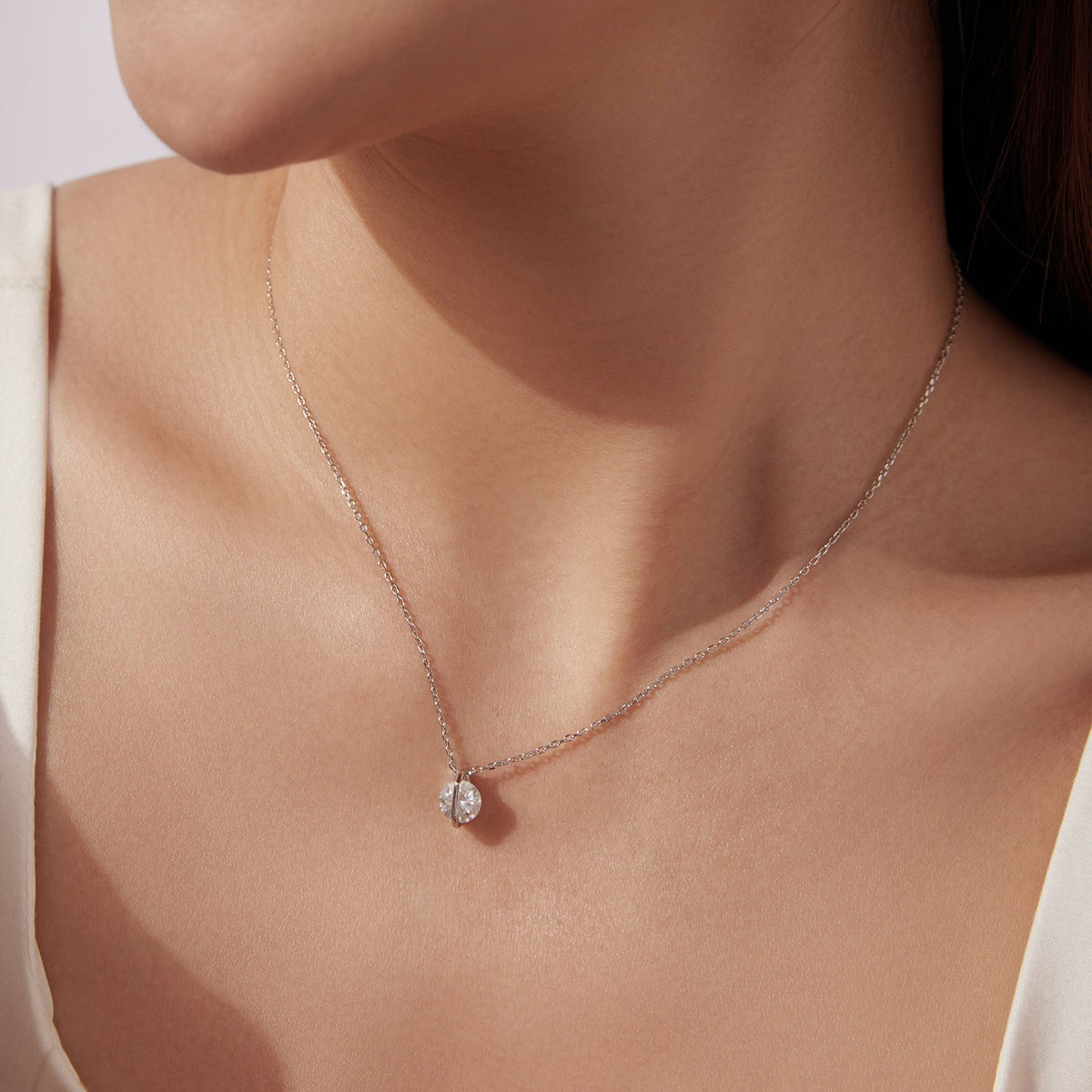 Collier pour femme en argent sterling 925 et moissanite véritable de 0,65 carat