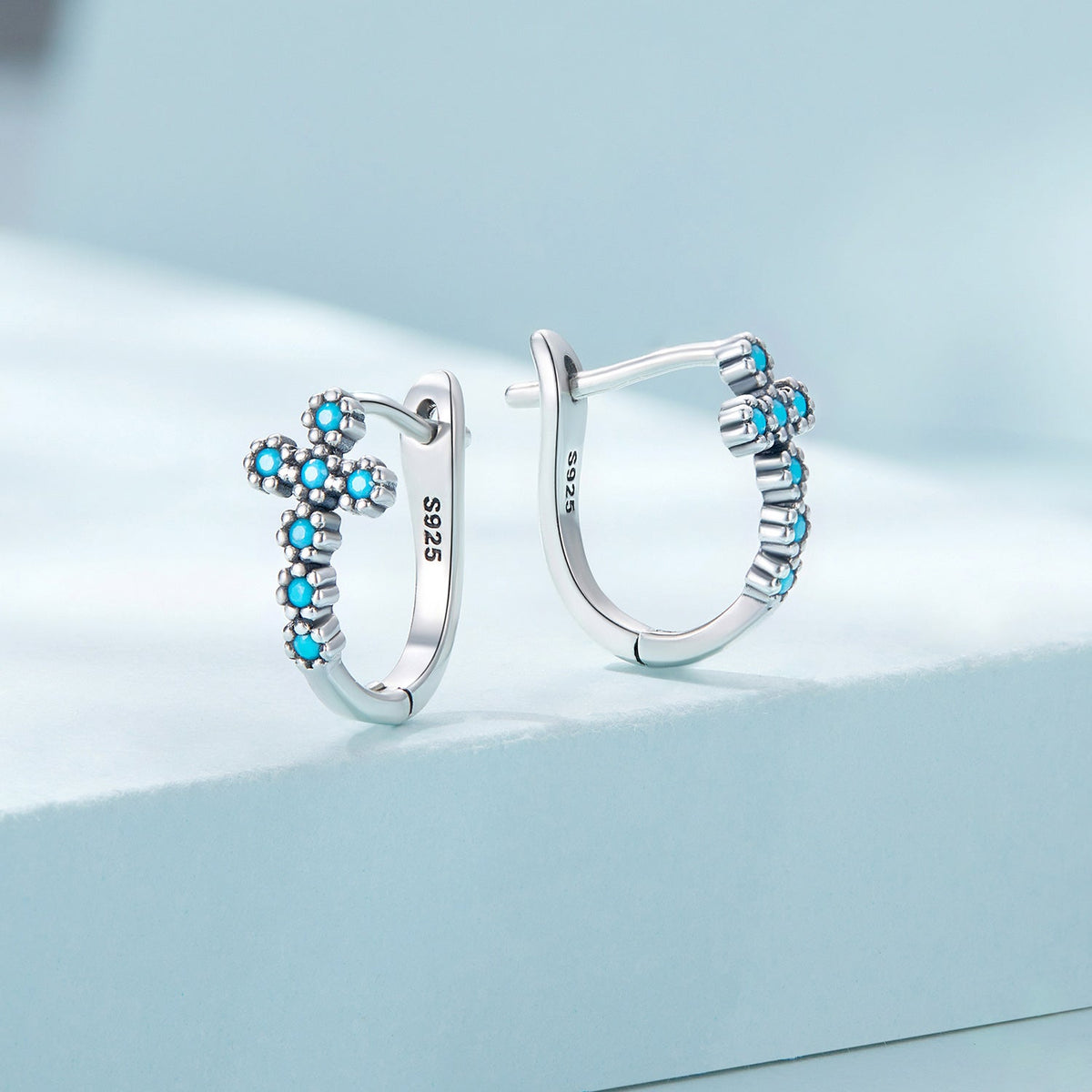 Boucles d'oreilles en argent sterling 925 avec turquoise 1,5x0,7cm en argent oxydé pour femmes