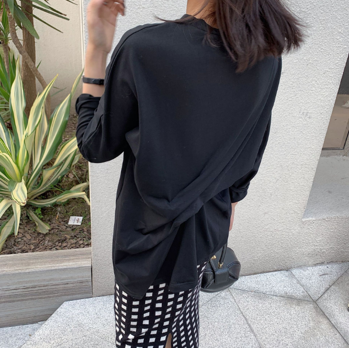 Wrinkled Long Sleeve T-Shirt