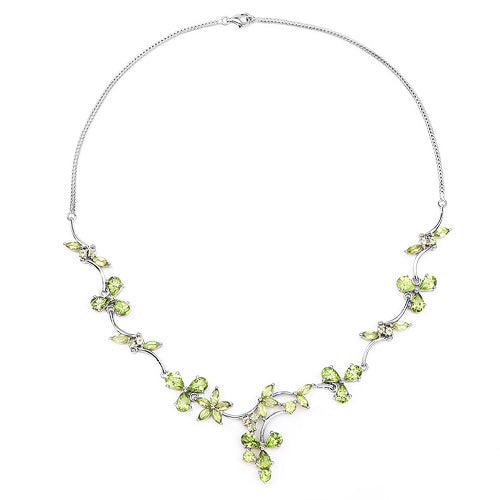 Collier en argent sterling .925 avec péridot naturel de 17,24 carats