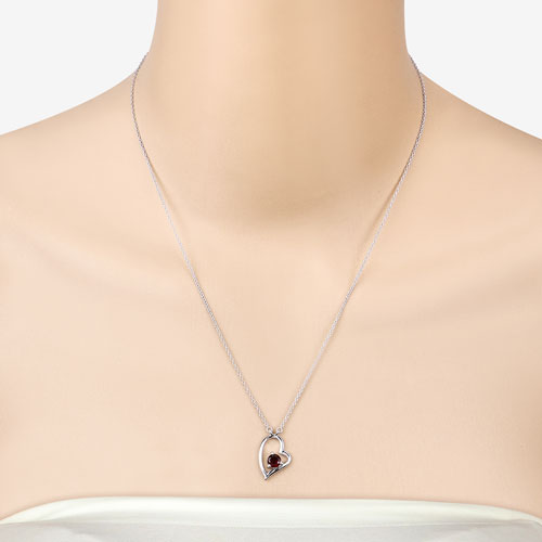 Collier en argent sterling 925 avec grenat véritable de 0,60 carat
