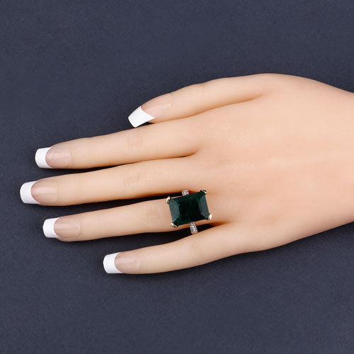 Bague en argent sterling .925 avec émeraude teintée de 7,64 carats et diamants blancs