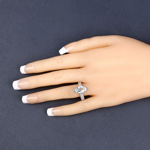 Bague en or blanc 14 carats avec aigue-marine véritable de 2,09 carats et diamants blancs