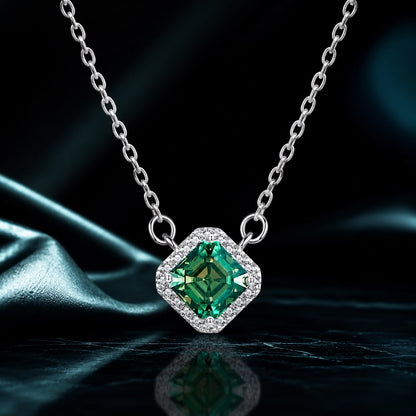 925 Sterling Silver 0.6 Carat Moissanite Pendant Necklace for Women