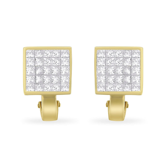 Boucles d'oreilles clous de style Huggy à dos Oméga, en or jaune 14 carats, serties invisibles en grille carrée de ¾ de diamant taille princesse de 3,2 carats (couleur G-H, pureté VS1-VS2)