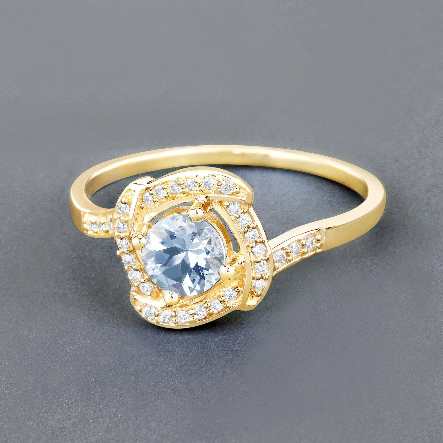 0.46 Carat Genuine Aquamarine and White Diamond 14K Yellow Gold Ring