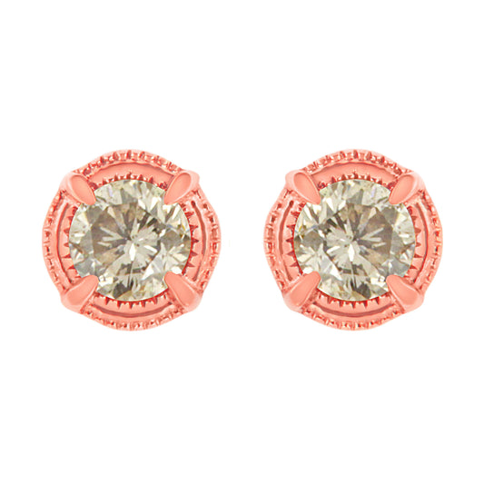 Clous d'oreilles solitaires en diamant taille brillant ronde de 1,0 Cttw en argent sterling .925 plaqué or jaune 14 carats avec bord milgrain (couleur K-L, pureté I2-I3)