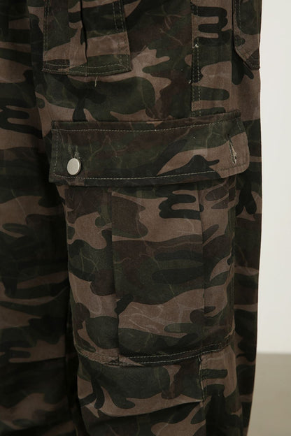 Men's Camouflage Jeans with Cargo Pockets