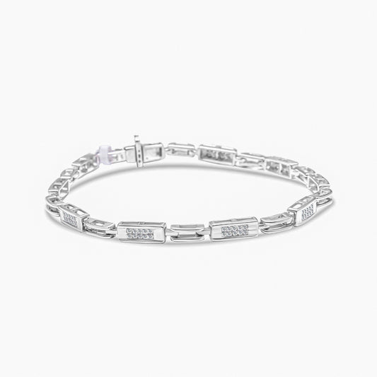 Bracelet de tennis en or blanc 14 carats avec diamants taille princesse sertis invisibles alternés et maillons de 1,0 carat (couleur I-J, pureté I1-I2) - Taille 7,25 pouces