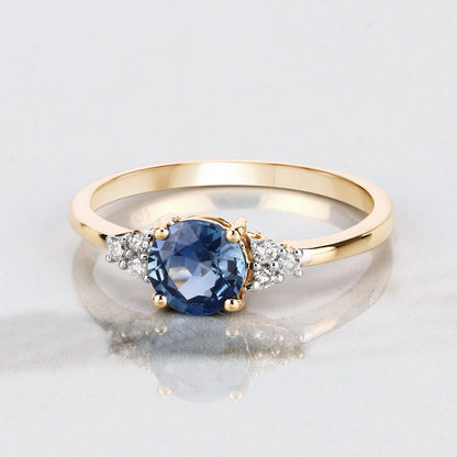 1.08 Carat Genuine Blue Sapphire and White Diamond 14K Yellow Gold Ring