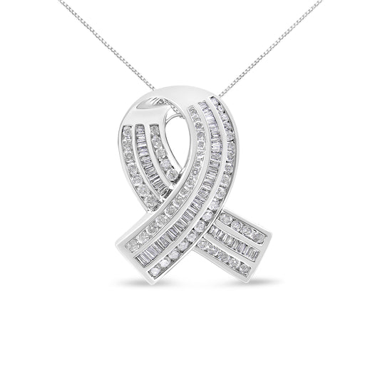 Pendentif Ruban de Sensibilisation en Or Blanc 14K avec Diamants Ronds et Baguettes Sertis Rail 2 5/8 Cttw (Couleur H-I, Clarté I1-I2) - Chaîne Non Incluse