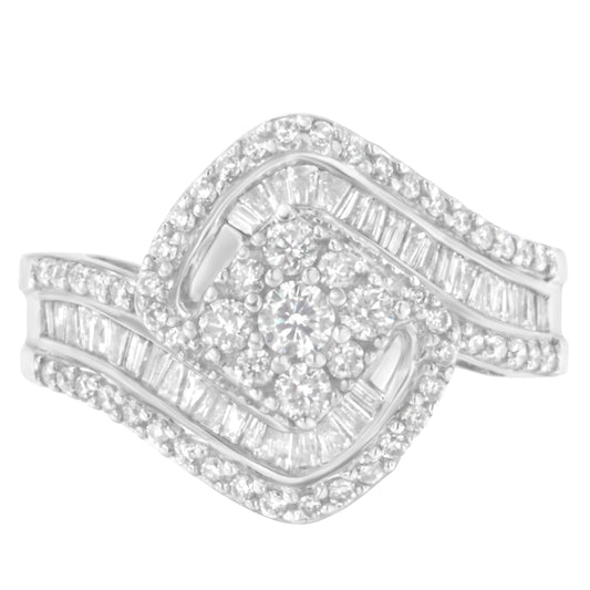 Bague cocktail en or blanc 14 carats, 1 carat au total, sertie de diamants taille baguette et ronds en forme de spirale florale