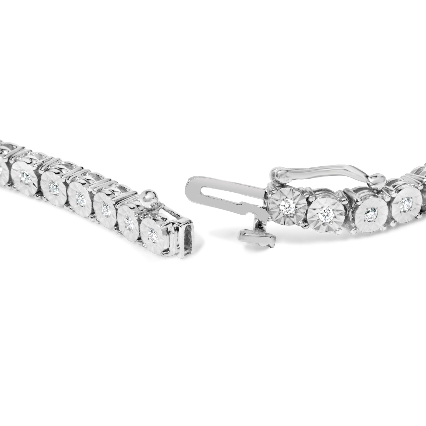 10K White Gold 1/2 Cttw Real Diamond Illusion-Set Miracle Plate Tennis Bracelet (I-J Color, SI2-I1 Clarity) - Size 7.5"
