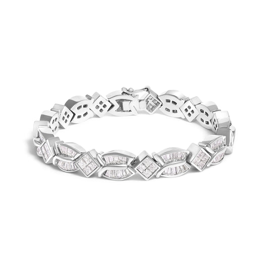 Bracelet torsadé géométrique en or blanc 14 carats avec diamants taille princesse et baguette (8,62 carats, couleur G-H, clarté VS1-VS2) - 17,78 cm