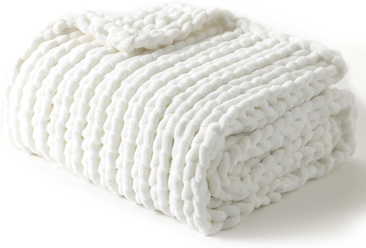 YnM Chunky Throw Blanket, Medium-Weight, Hand Knitted with Chenielle Yarn, Skin Friendly, Ventilated and Breathable, Machine Washable, Home Décor Piece for Couch, Sofa and Bed (White, 40x50 Inch)