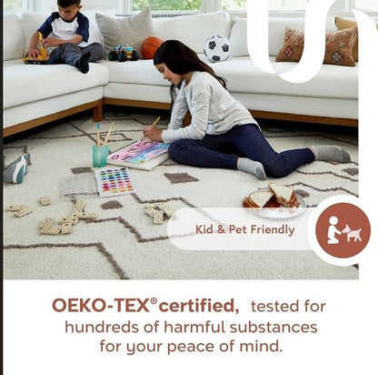 nuLOOM Jeni Solid Faux Rabbit Machine Washable Runner Rug, 2' 6" x 10', Silver