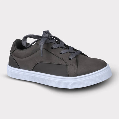 Leo Youth Lace-Up Sneaker
