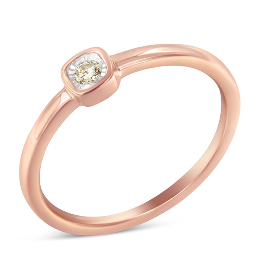 Bague de promesse fantaisie 1/20 carat en argent sterling .925 plaqué or rose 14 carats, en forme de coussin carré avec diamants sertis miracle (couleur J-K, pureté I1-I2) - Taille 6