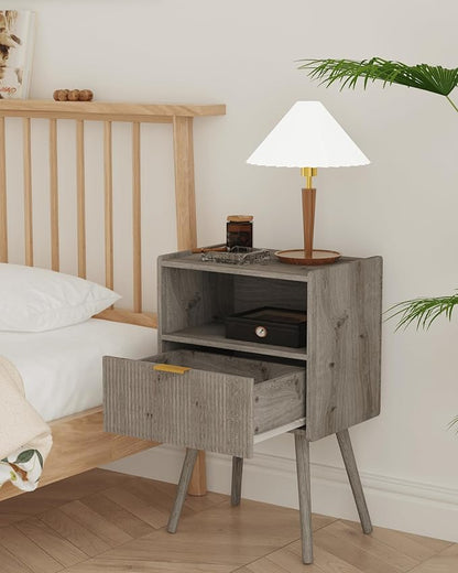 Nightstand,Modern Bedside Table with Storage Drawer and Open Wood Shelf, Accent Night Stand with Solid Wood Legs for Living Room, Bedroom and Small Spaces,Easy Assembly (Grey Oak)