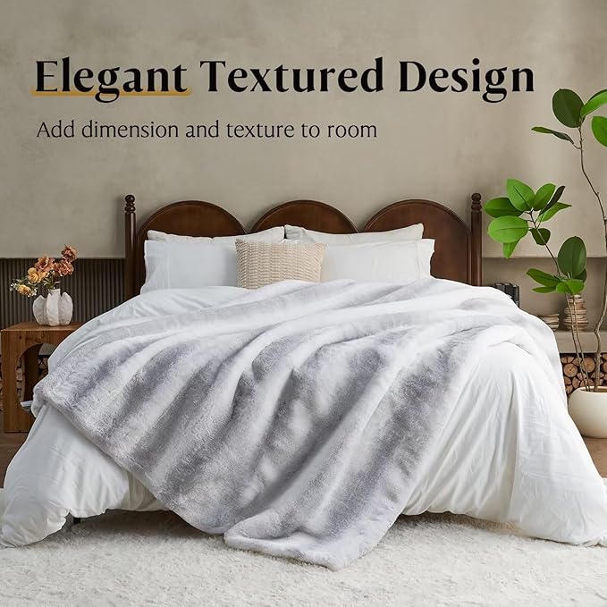 Luxury Faux Fur Blanket - Soft Warm Plush Blankets for Couch Sofa Bed, Fluffy Thick Throws for Bedroom, Office, Living Room, Decorative Reversible, Not Easy to shed - 70"x90", Grey/White