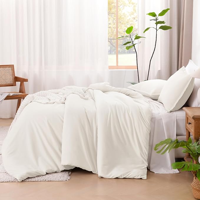 Litanika Ivory Comforter Set King Size, 3 Pieces Lightweight Solid Bedding Comforter Set, All Season Fluffy Bed Set (104x90In Comforter & 2 Pillowcases)
