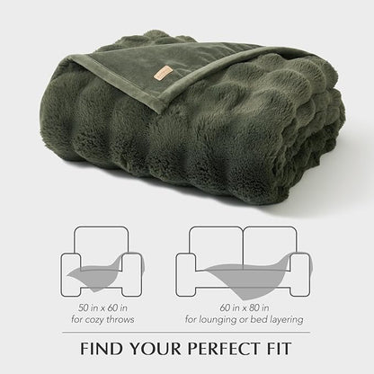 EVERGRACE Ultra Soft Luxury Fluffy Ridgeline Faux Rabbit Fur Throw Blanket, Thick Warm Bubble Throw for Bed, Cozy Plush Reversible Blankets for Couch, Chair, Sofa, Green, 50x60 Inches, 870 GSM