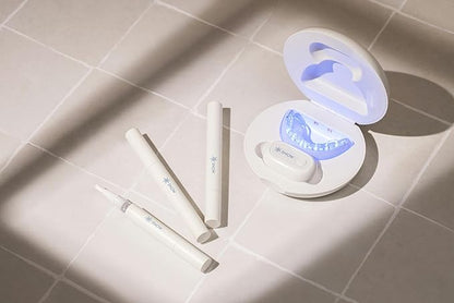 Snow Teeth Whitening Kit - Snow Teeth Whitening Serum and LED Mouthpiece Whitener, Formulated with Hydroxyapatite, Good for 6 Months - Wireless Kit with 3 Wands