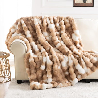 Cozy Faux Fur Throw Blanket for Bed-Warm Fuzzy Throw Blanket, Soft Plush Thick Bubble Blankets for Bedroom and Living Room, Furry Luxury Blanket, 90 x 108, Tie-Dye Brown