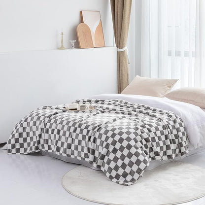 LOMAO Throw Blankets Flannel Blanket with Checkerboard Grid Pattern Soft Throw Blanket for Couch, Bed, Sofa Luxurious Warm and Cozy for All Seasons (Grey, 50"x60")