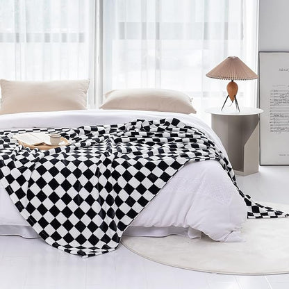 LOMAO Throw Blankets Flannel Blanket with Checkerboard Grid Pattern Soft Throw Blanket for Couch, Bed, Sofa Luxurious Warm and Cozy for All Seasons (Black, 60"x80")