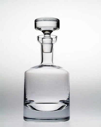 European-Made Decanter Gift Set | 1 Handmade European Lead-free Crystal Decanter with Stopper (30 Fl Oz) & 4 Crystal Whisky Glasses (11 FL Oz)