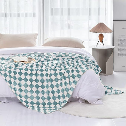LOMAO Throw Blankets Flannel Blanket with Checkerboard Grid Pattern Soft Throw Blanket for Couch, Bed, Sofa Luxurious Warm and Cozy for All Seasons (Light Blue, 50"x60")